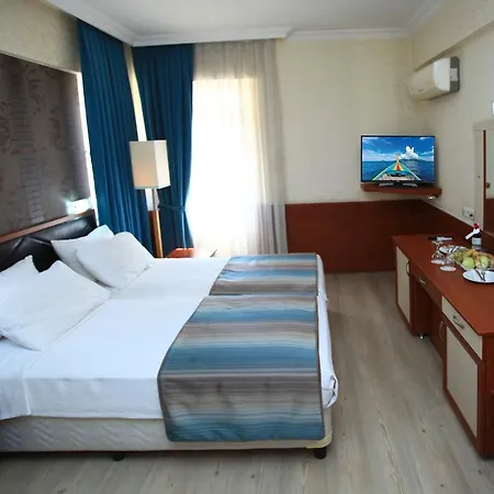 Hotel Lara Hadrianus 3*